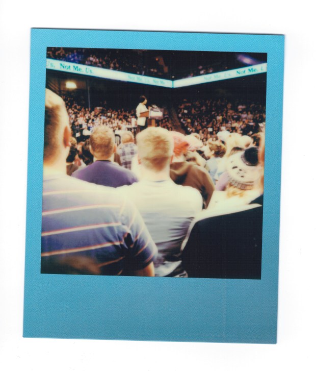 ilhan-omar-bernie-sanders-minneapolis-2019